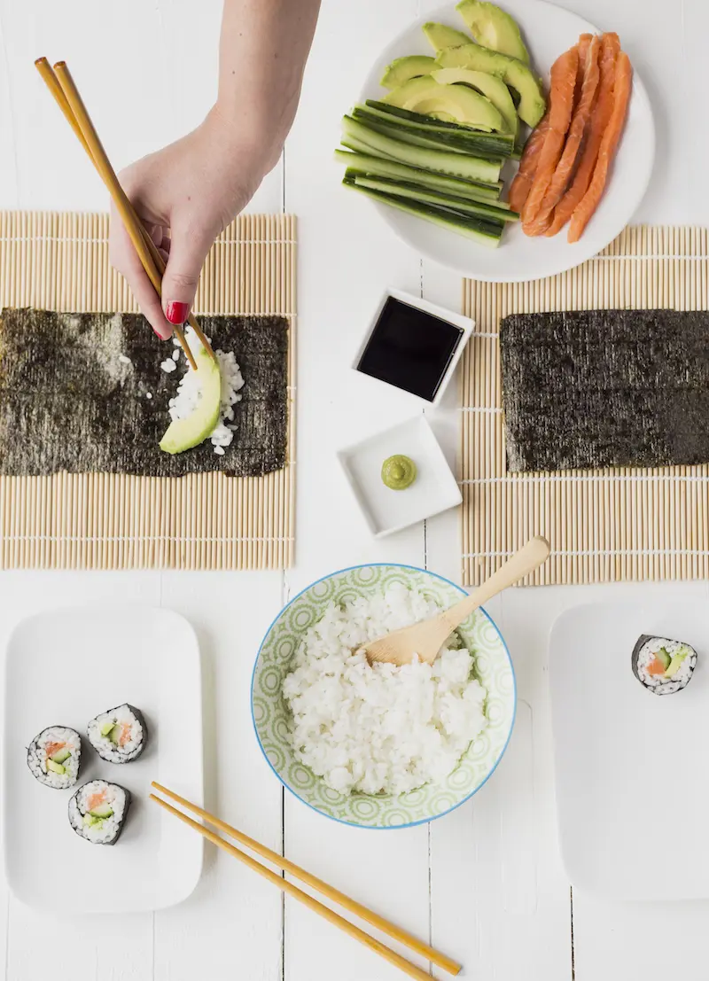 Tussendoortje Zuidoost Kast Sushi maken - echt niet moeilijk - Uit Paulines Keuken