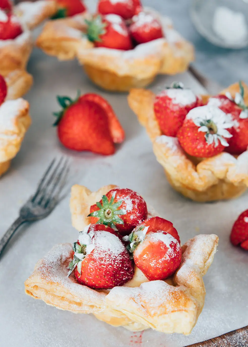 Aardbeienschelpen met gele room