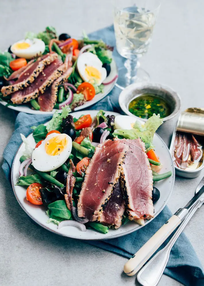 Salade Niçoise met gegrilde tonijn