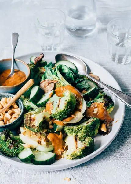 Gegrilde broccoli salade