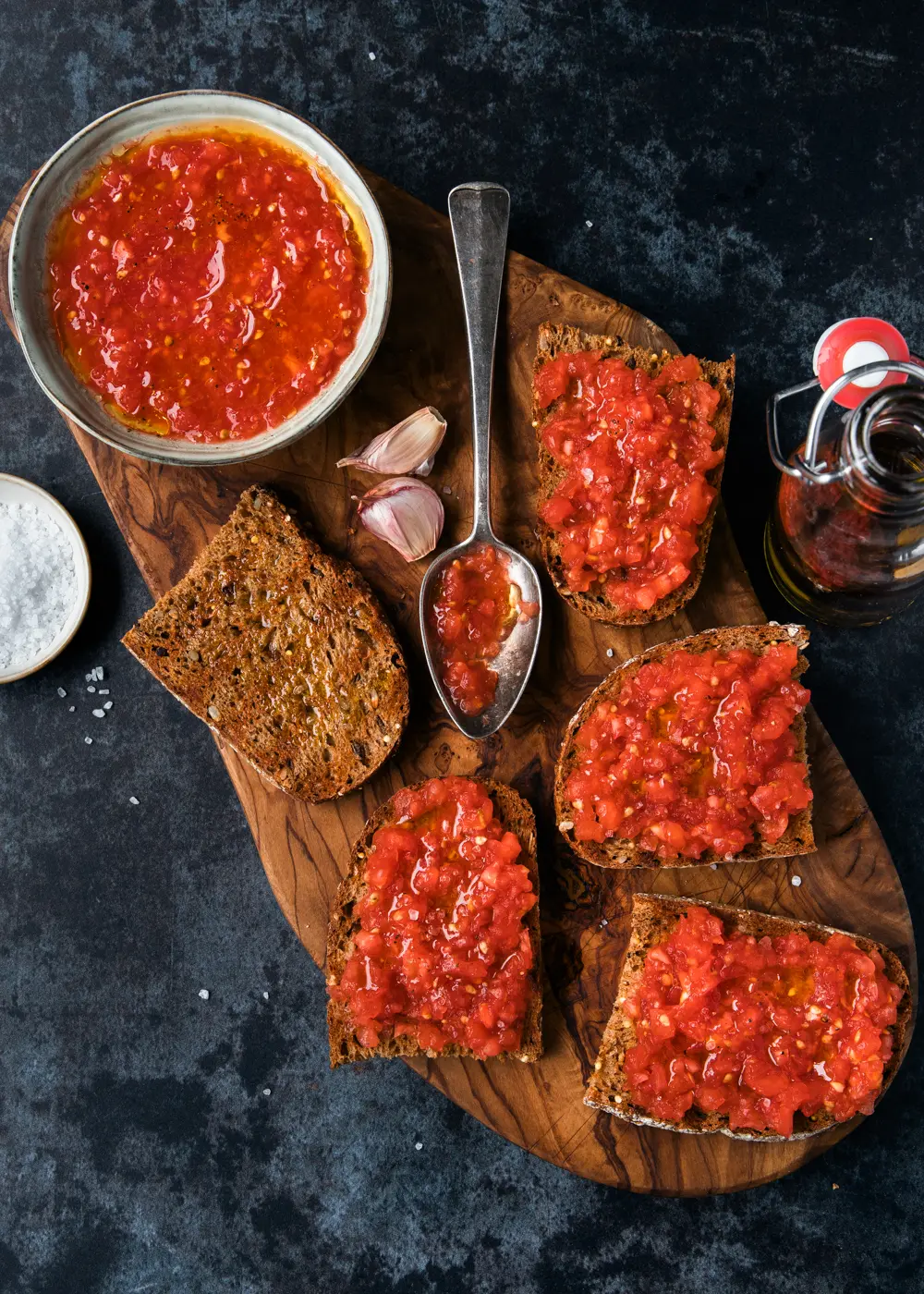 Pan con tomate