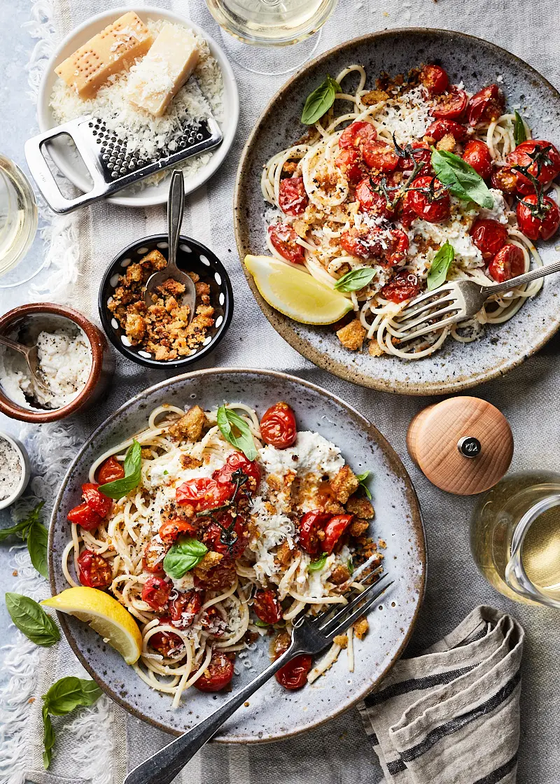 Pasta met ricotta en tomaat