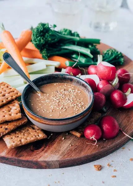 Tahini pindasausdip
