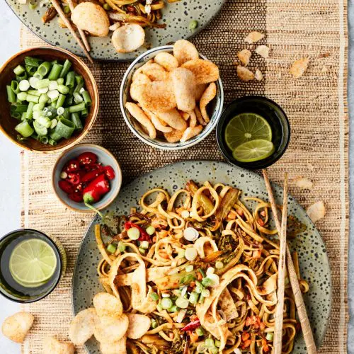 Vega bami goreng kroepoek