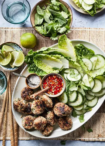 Vietnamese gehaktballetjes - ottolenghi recepten