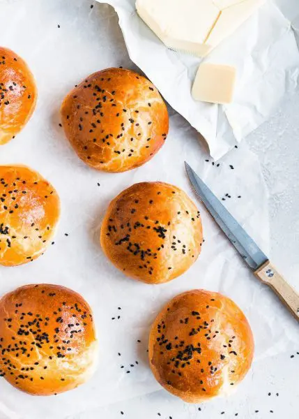 zelf broodjes bakken