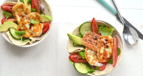 wrap bowl met halloumi