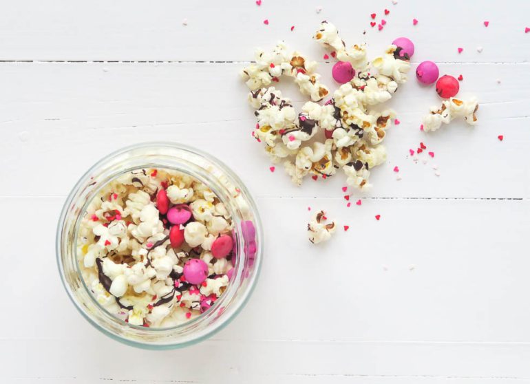 Valentijns popcorn met chocola (video)