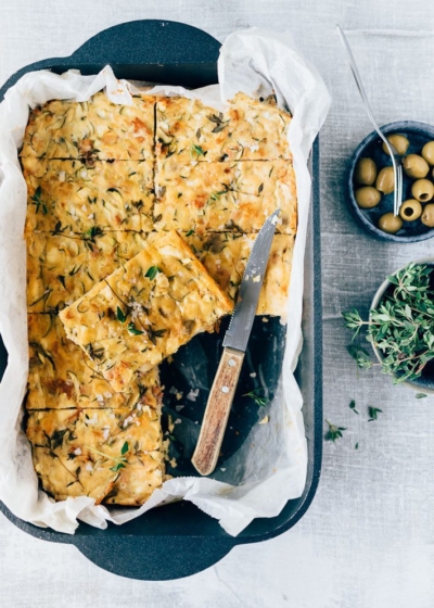 Courgettebrood met olijven, ham en feta