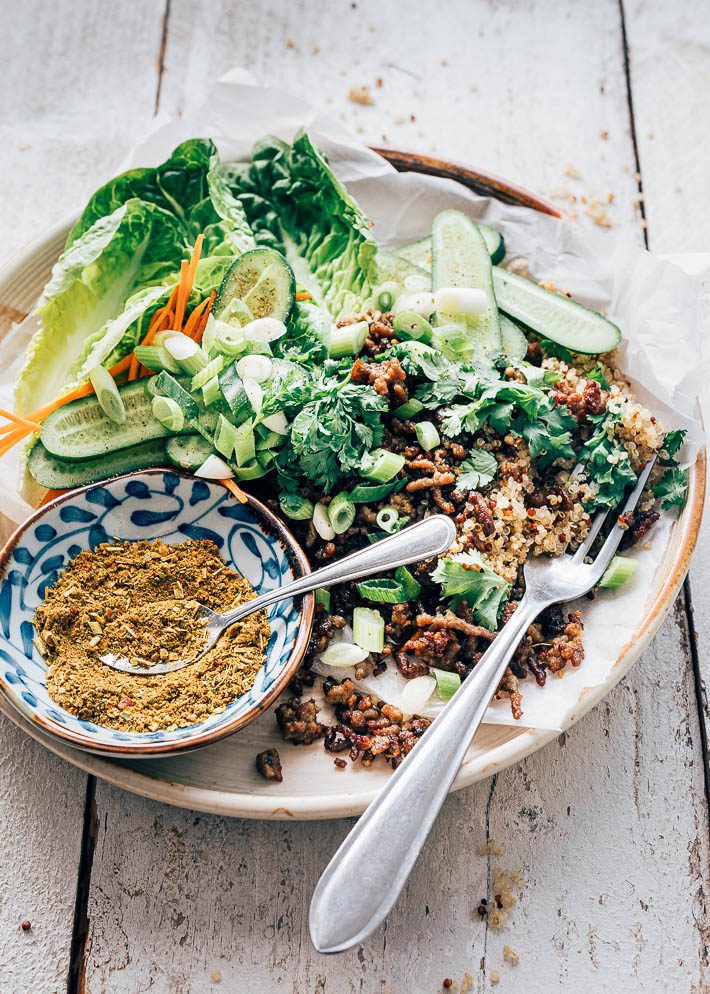 Aziatische larb salade met quinoa