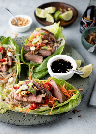 Vietnamese sla wraps met biefstuk