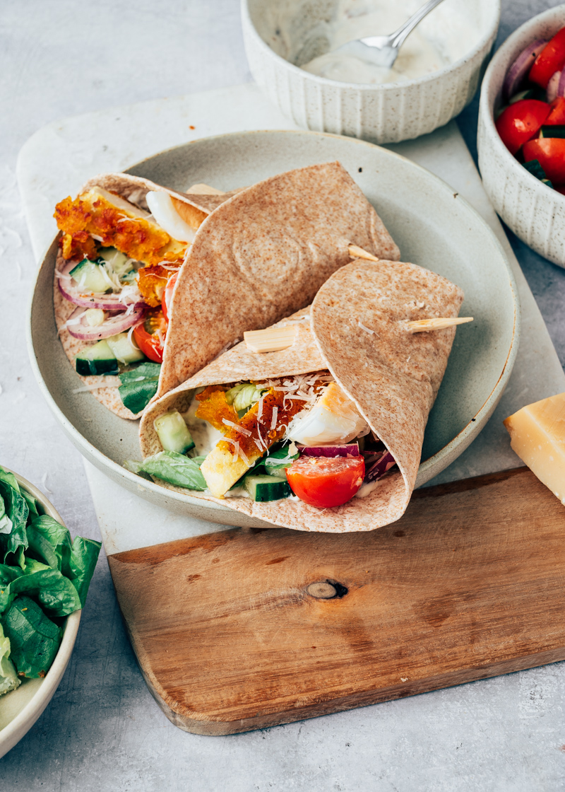 Caesar wraps met crispy chicken