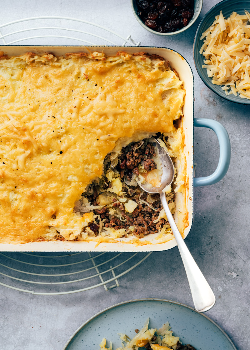 Zuurkoolschotel met gehakt