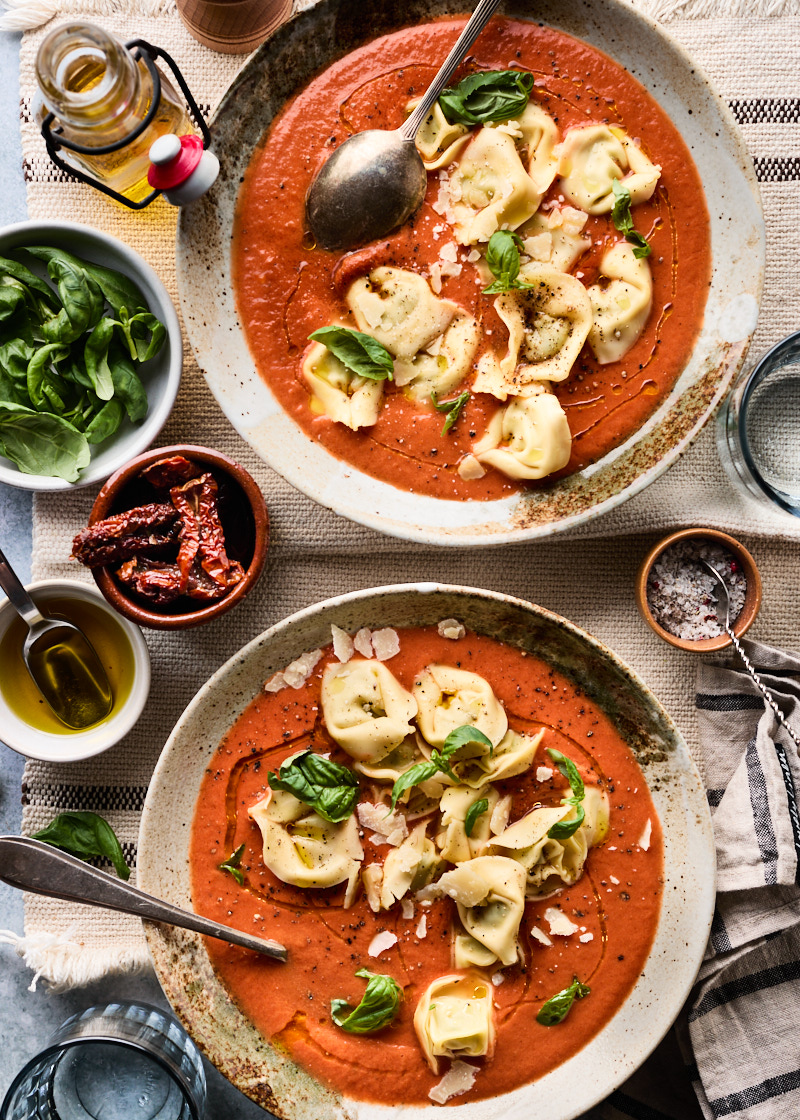 Tomatensoep met tortellini