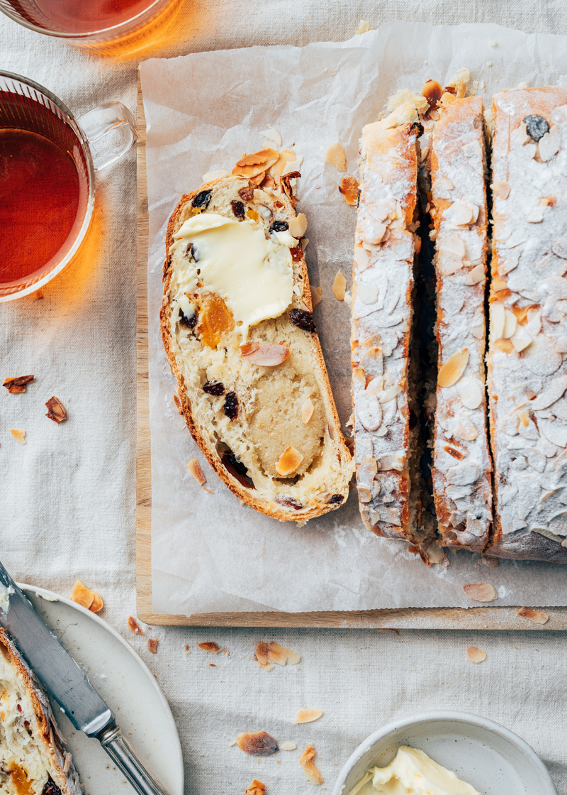 paasbrood paasstol pasen
