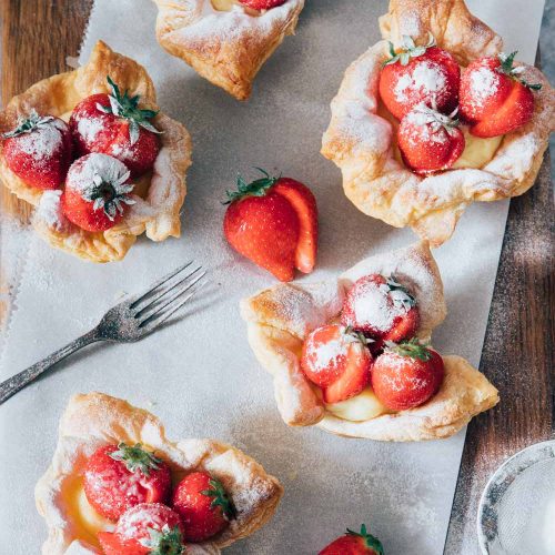 Aardbeienschelpen met gele room