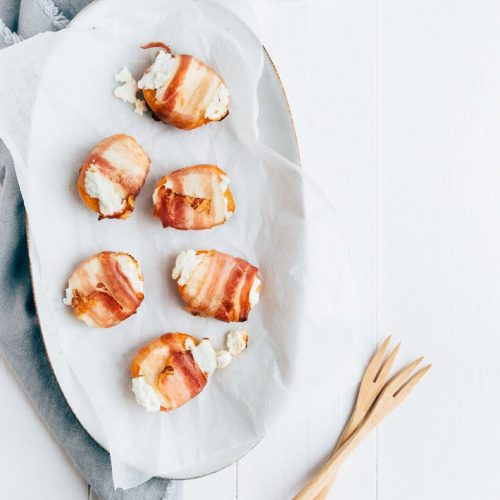 Abrikozen met bacon en geitenkaas