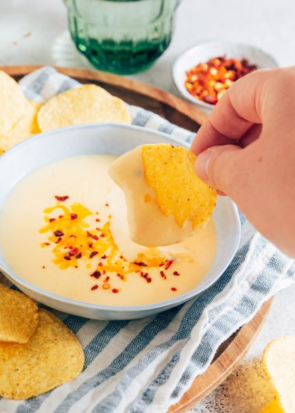 Nacho dipsaus met cheddar