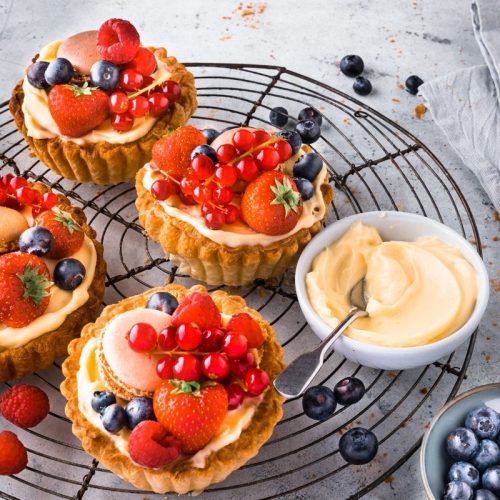 Citroentaartjes met vers fruit