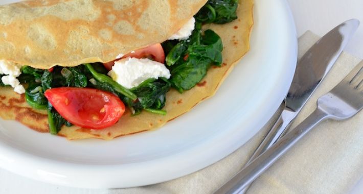 Gevulde quinoa pannenkoek