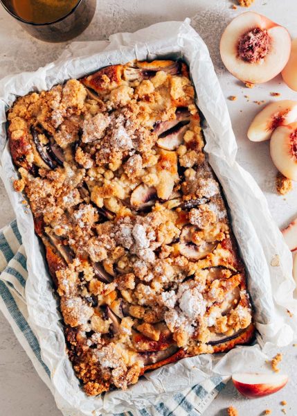 Kruimelcake met perzik