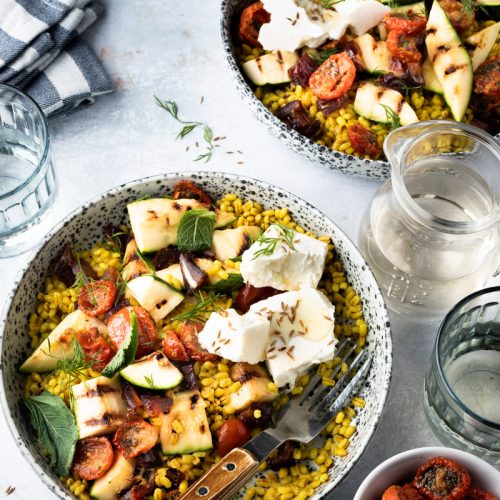 Parelgort salade
