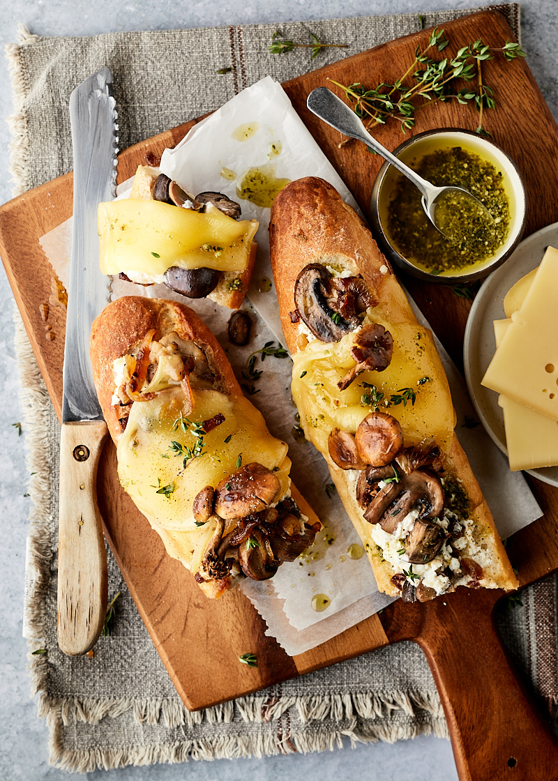 Raclette kaasbrood met pesto-olie