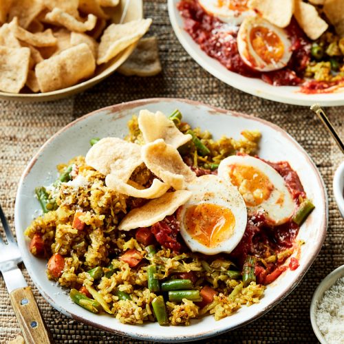 Vegetarische nasi goreng kroepoek