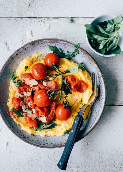 geroosterde tomaten met polenta
